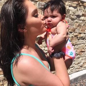 Meet your Posher, Shania